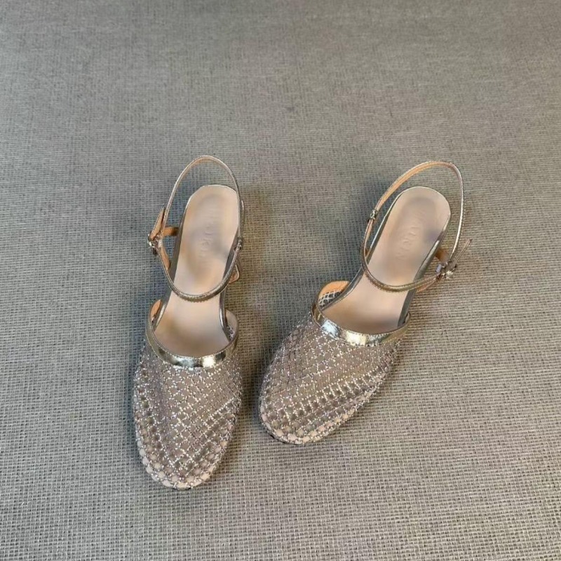 صنادل نسائية جديدة 2026 بكعب و - مراجعة Fishing Belt وسعره